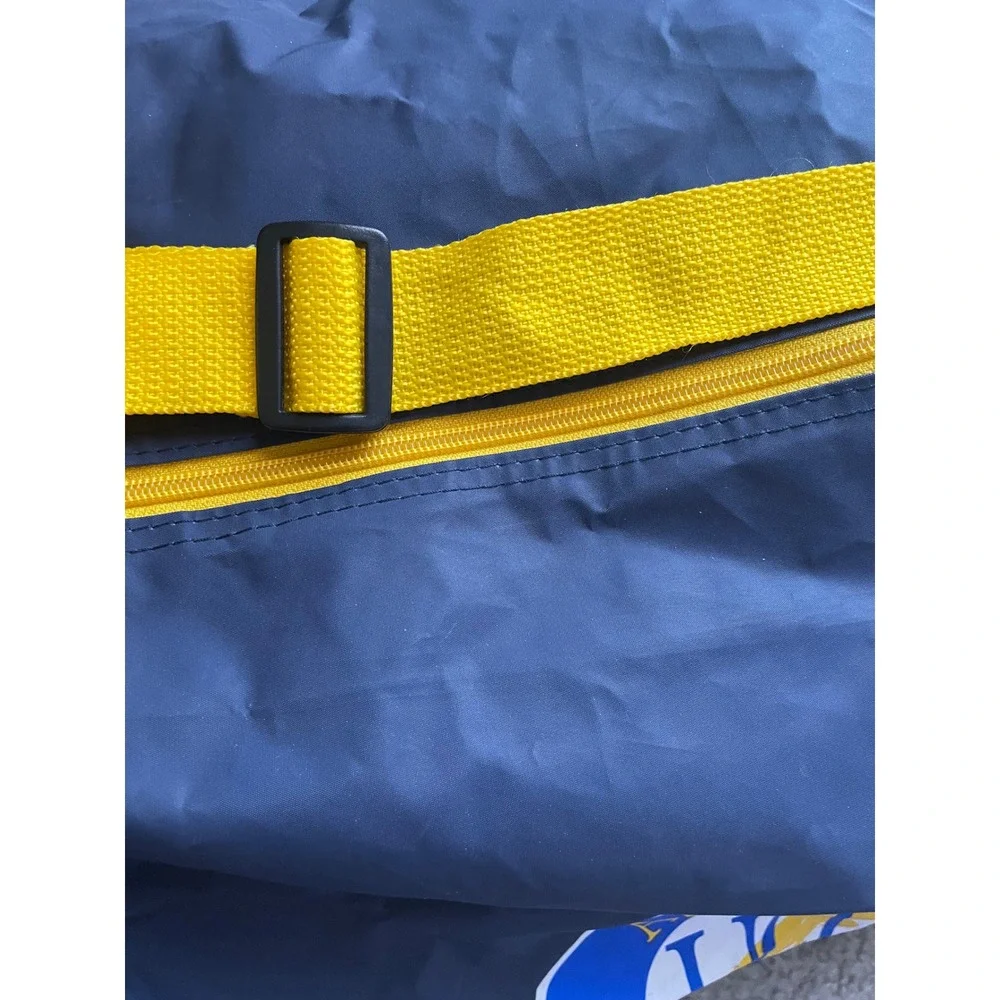 NWOT‎ Vintage UCI Alumni Association Duffle Bag
